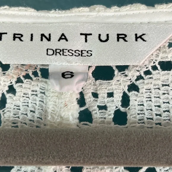 Trina Turk Dress Size 6 Crochet Ivory Long Sleeve Swim Cover Up - Picture 8 of 8